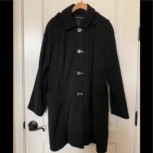 London Fog lined rain coat - never worn - size PL